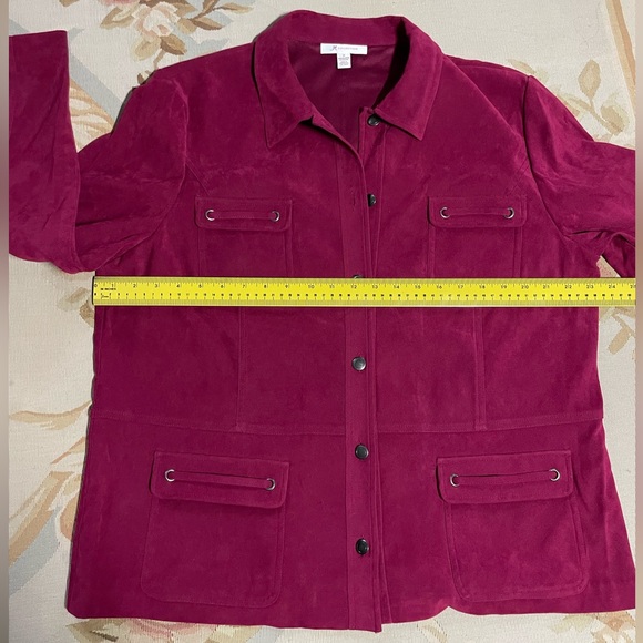 Size 18 cranberry faux suede jacket - Picture 5 of 7